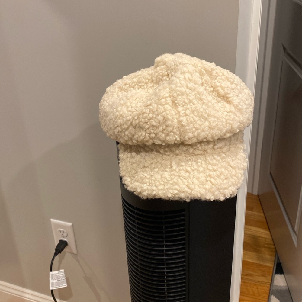 Shaggy tan hat